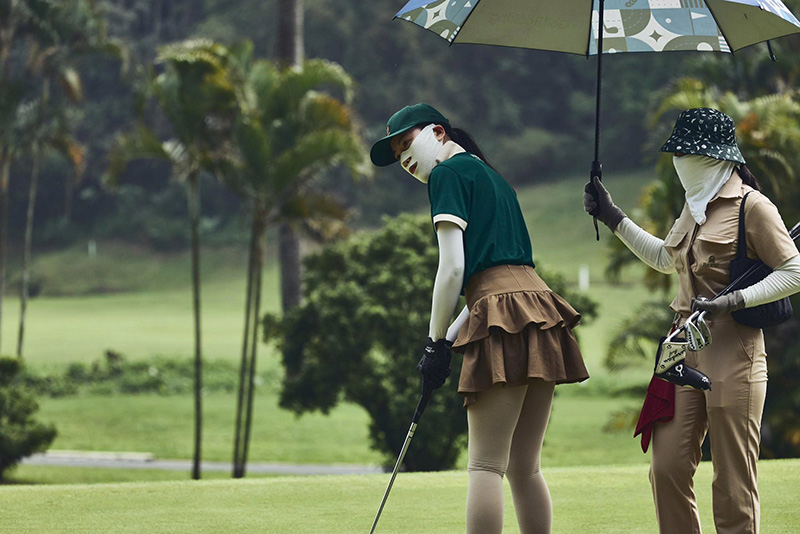 Đội ngũ Caddie chuyên nghiệp am hiểu địa hình tại Phoenix Golf Resort Phú Thọ