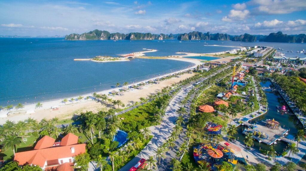 Tổ hợp giải trí bờ biển đảo Tuần Châu
